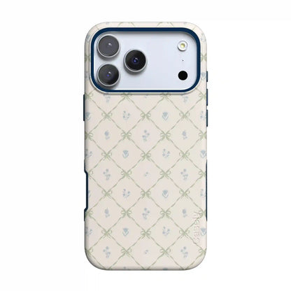 Petit Petals | Dainty Lattice Case