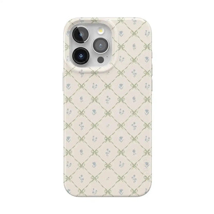 Petit Petals | Dainty Lattice Case