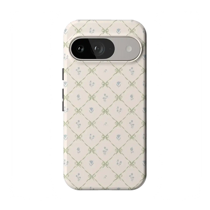 Petit Petals | Dainty Lattice Case