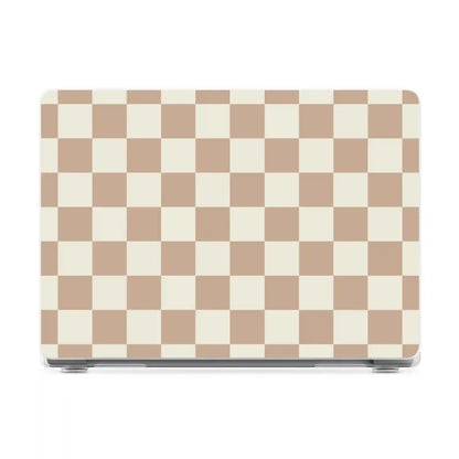 Fit Check | Neutral Checkerboard Laptop Shell